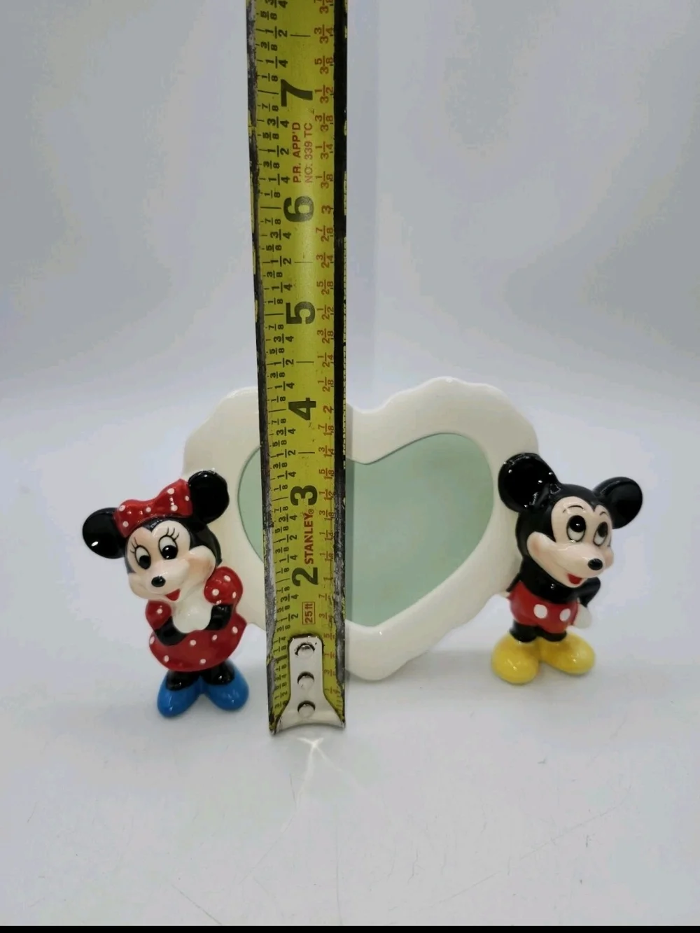 Vintage Disney Mickey & Minnie Mouse Ceramic Heart Shaped Picture Frame Japan